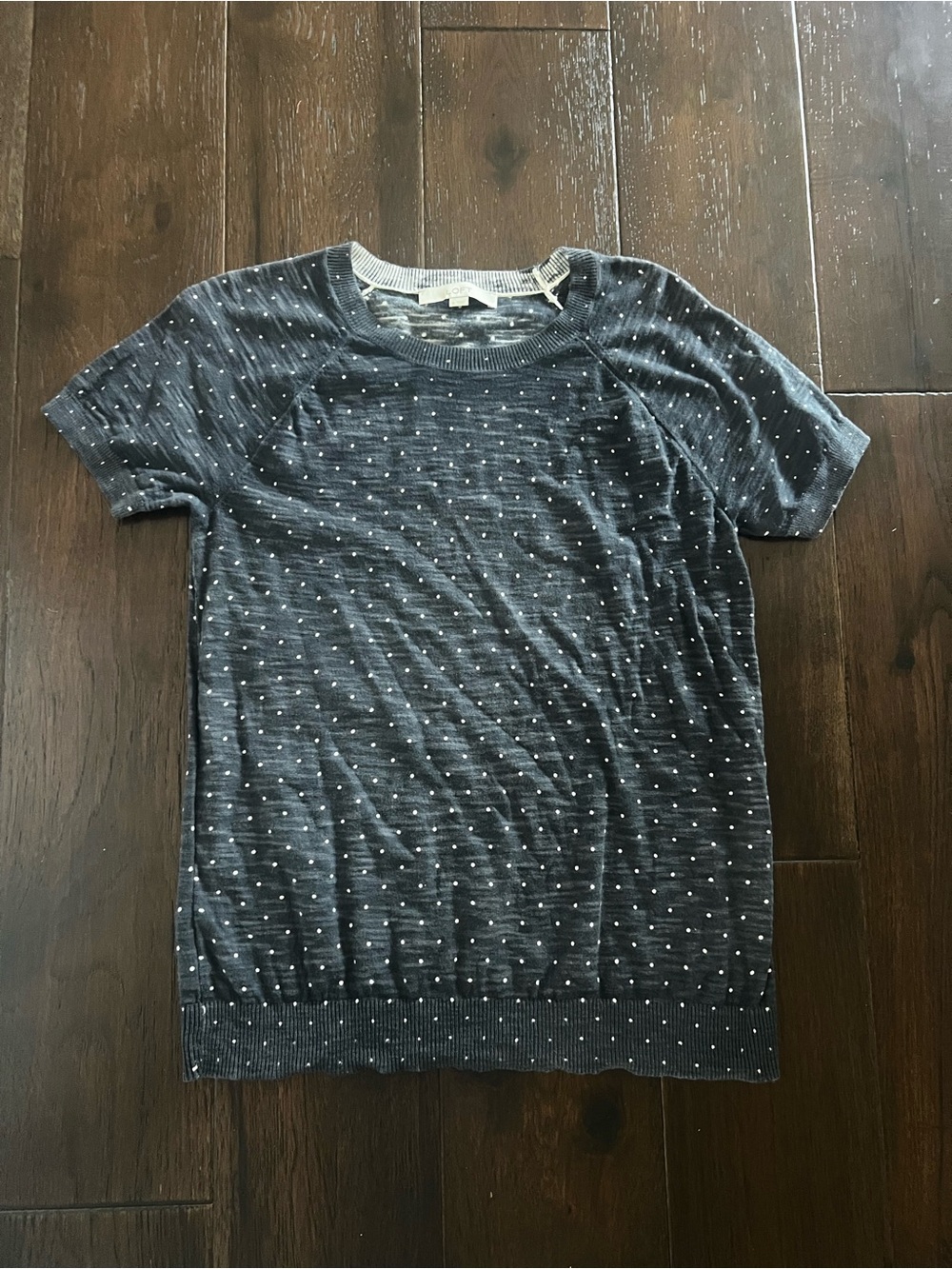 Short Sleeve Crewneck Shirt in Charcoal with Micro Dot Pattern
